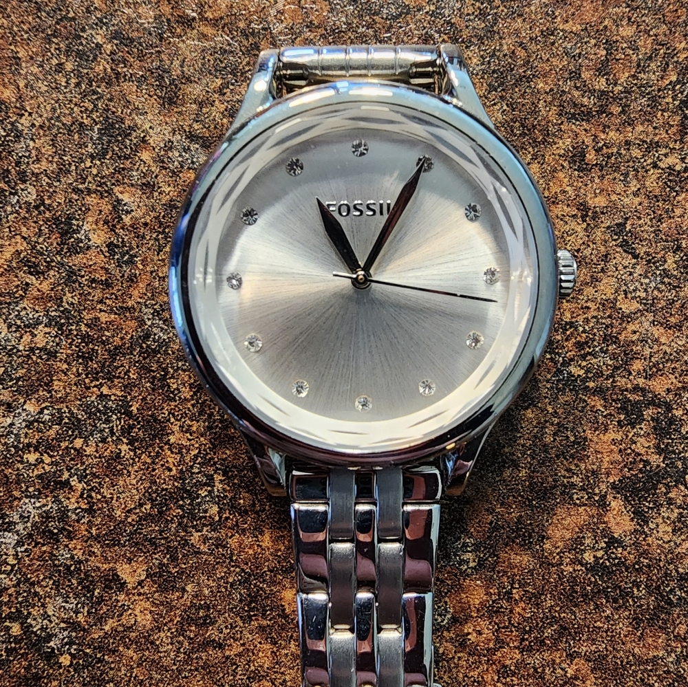 Fossil Brand Women's Silver Tone Watch